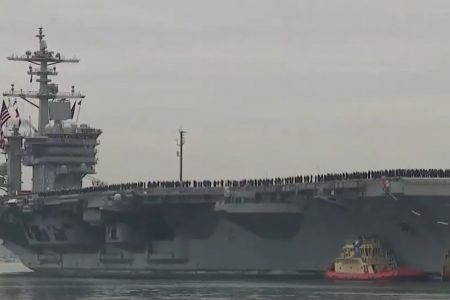 Ông Trump có thể sử dụng chiến thuật tấn công đảo với lực lượng bộ binh.