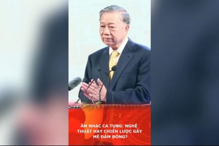 Âm nhạc ca tụng: Nghệ thuật hay chiến lược gây mê đám đông?