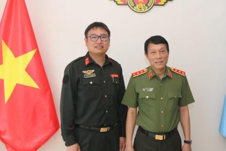 Vì sao những đồn đoán Nhân sự kế nhiệm Lương Tam Quang lại rộ lên quá sớm?