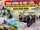 ผ่านไปหนึ่งสัปดาห์ตั้งแต่เปิดเทอมใหม่ ผู้ปกครองยังคงเบียดเสียดกันในแถวเพื่อซื้อหนังสือเรียน